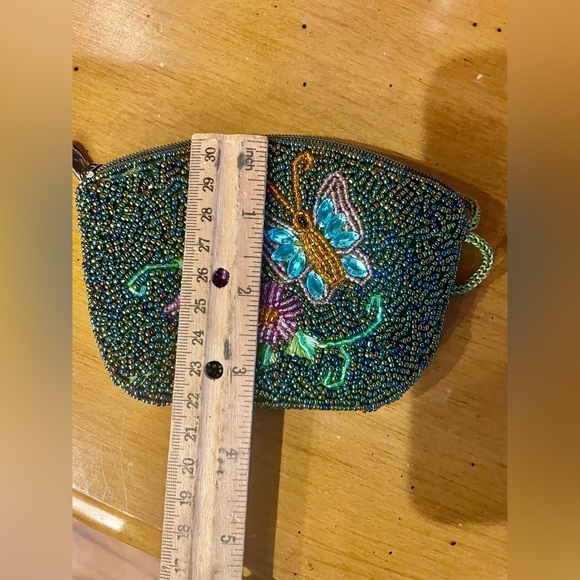 Lady Jade Designs beaded butterfly and flower coin purse. EUC. - Picture 5 of 8